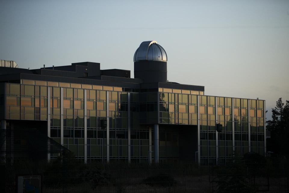 Building on campus